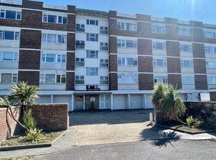 Flat to rent in Sea Front, Hayling Island PO11