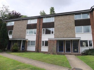 Maisonette to rent in Park Close, Birmingham B24