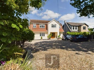 Detached house for sale in Nags Head Lane, Brentwood CM14