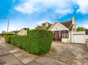 Semi-detached bungalow for sale in Seven Kings, Ilford IG3