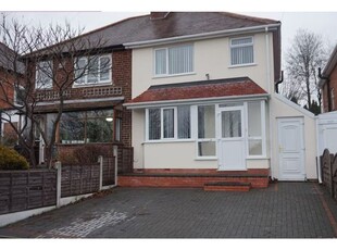Semi-detached house to rent in Broad Lane, Birmingham B14