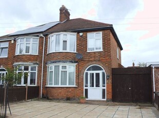 Semi-detached house to rent in Byford Road, Leicester LE4