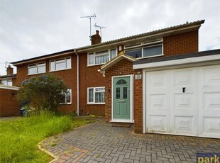 Semi-detached house to rent in Coppice Road, Woodley, Reading, Berkshire RG5