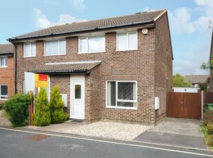 Semi-detached house to rent in Hayes Close, Marston OX3