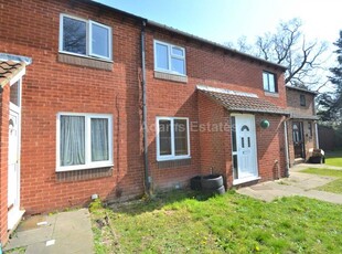Terraced house to rent in Chilcombe Way, Lower Earley RG6