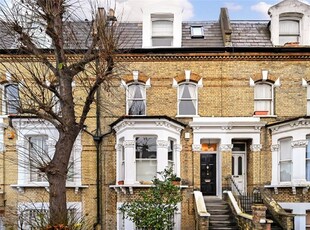 Terraced house to rent in Fulham Park Gardens, Fulham, London SW6