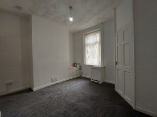 Terraced house to rent in Green Street, Burnley BB10