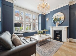 Terraced house to rent in Hambalt Road, London SW4