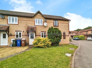 Terraced house to rent in Hornbeam Road, Bicester, Oxfordshire OX26