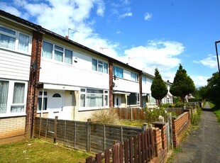 Terraced house to rent in Humber Way, Slough, Berkshire SL3
