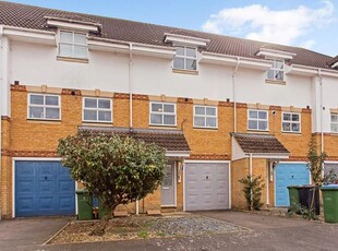 Terraced house to rent in Lyster Mews, Cobham KT11