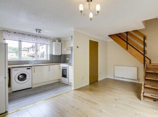 Terraced house to rent in Martingale Place, Downs Barn, Milton Keynes MK14