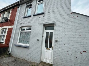 Terraced house to rent in The Avenue, Pontycymer, Bridgend CF32