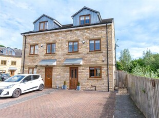 Town house for sale in Berry Close, Baildon, Shipley, West Yorkshire BD17