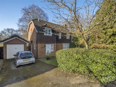 3 bedroom property for sale in College Hill, Godalming, GU7
