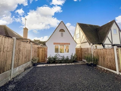 1 Bedroom Detached Bungalow For Sale In Woodford Green