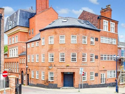 2 Bedroom Apartment For Sale In City Centre, Nottinghamshire