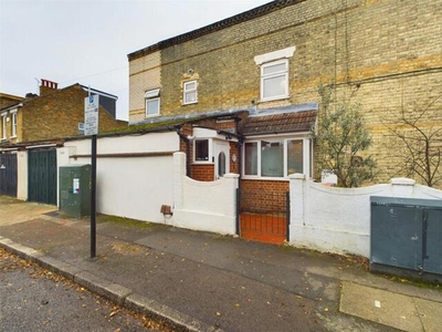 2 Bedroom End Of Terrace House For Sale In Forest Gate, London