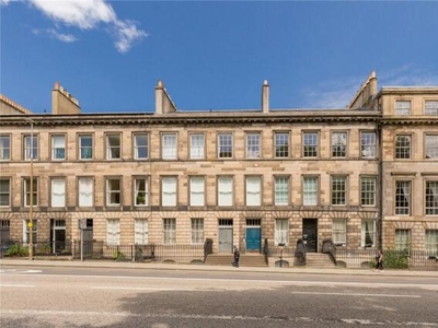 3 Bedroom Apartment For Sale In New Town, Edinburgh