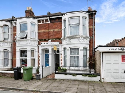 3 Bedroom End Of Terrace House For Sale In Southsea, Hampshire