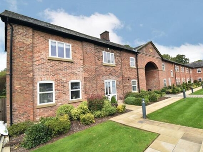 3 Bedroom Link Detached House For Sale In Alderley Park