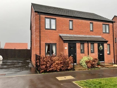 3 Bedroom Semi-detached House For Sale In Newdale, Telford