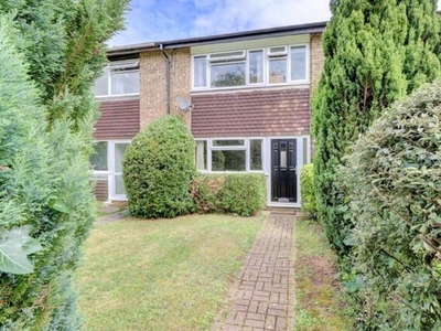 3 Bedroom Terraced House For Sale In Hazlemere, High Wycombe