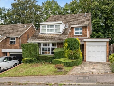 4 Bedroom Detached House For Sale In Croxley Green
