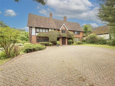 4 Bedroom Detached House For Sale In Lilley