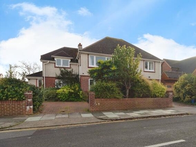 4 Bedroom Detached House For Sale In Thorpe Bay, Essex