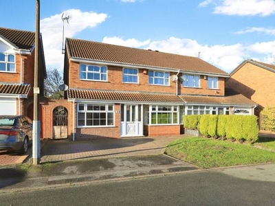 4 Bedroom Semi-detached House For Sale In Featherstone
