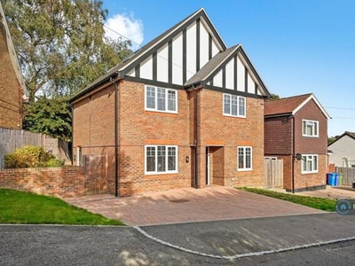 5 Bedroom Detached House For Rent In Ascot