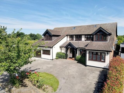 5 Bedroom Detached House For Sale In Chigwell, Essex