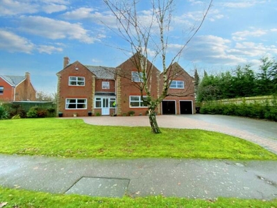 5 Bedroom Detached House For Sale In Daventry