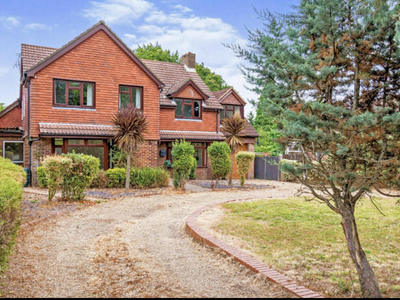 5 Bedroom Detached House For Sale In Hedge End