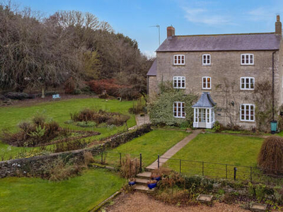6 Bedroom Country House For Sale In Brackley