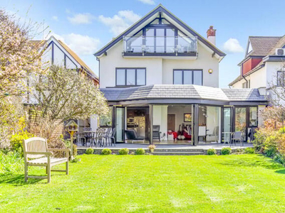 6 Bedroom Detached House For Sale In Chalkwell