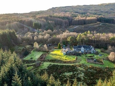 8 Bedroom Detached House For Sale In Crianlarich, Perthshire