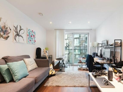 1 Bedroom Apartment For Sale In 6 Lincoln Plaza, London
