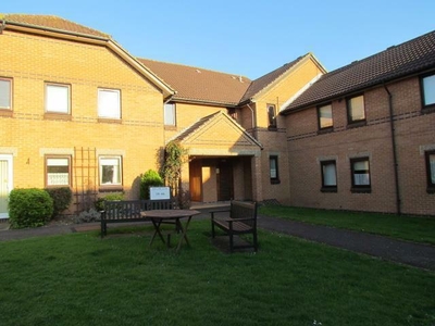 1 Bedroom Apartment For Sale In Chadwell Heath, Essex