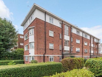 1 Bedroom Apartment For Sale In South Woodford, London