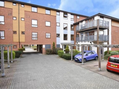 1 Bedroom Apartment For Sale In West Croydon