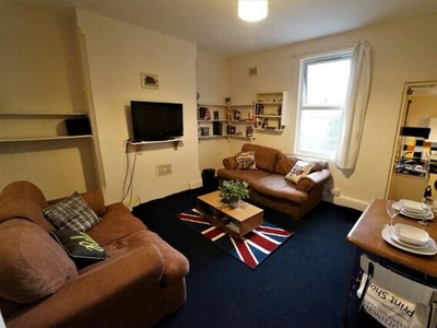 1 Bedroom Flat For Rent In Lenton, Nottingham