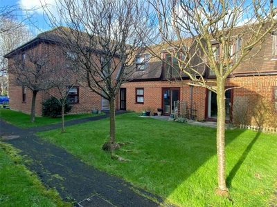 1 Bedroom Flat For Sale In Lewes, East Sussex