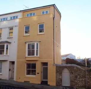 1 Bedroom Flat For Sale In Tenby, Pembrokeshire