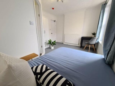 1 Bedroom House Share For Rent In Folkestone, Kent