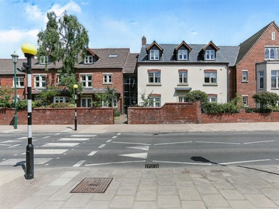 1 Bedroom Retirement Apartment For Sale in Solihull, Warwickshire