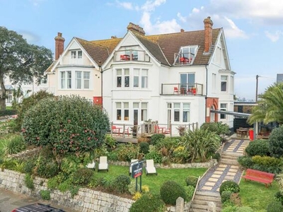 11 Bedroom Semi-detached House For Sale In Falmouth