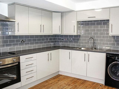 2 Bedroom Apartment For Rent In Harrogate