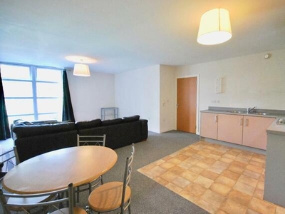 2 Bedroom Apartment For Sale In 196 Altincham Road, Manchester